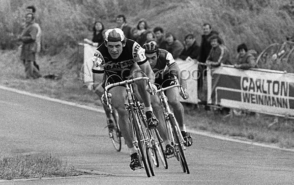 Great Britain's Sid Barras, with Belgium's Eddy Merckx, behind, at Eastway.